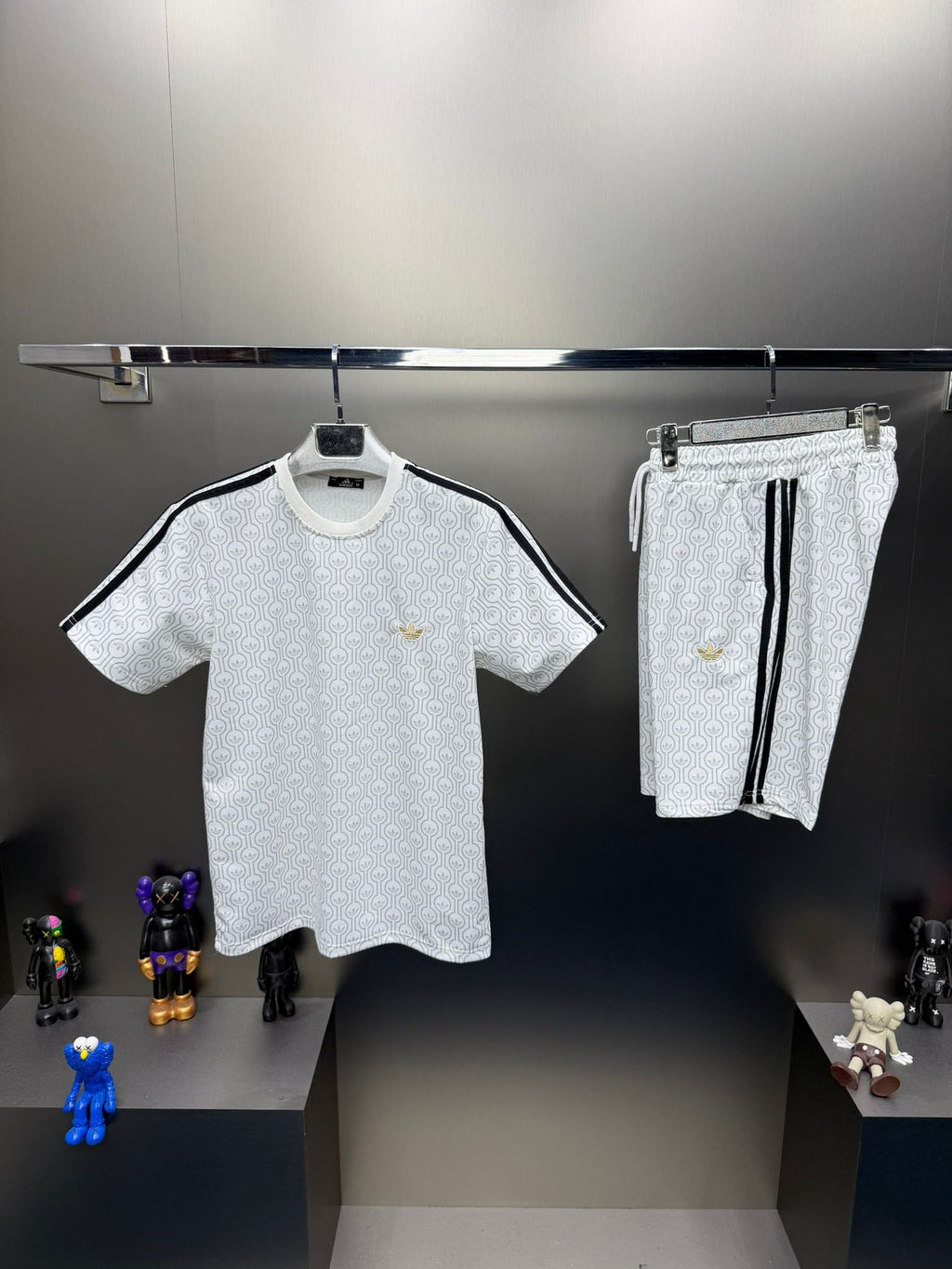 Adidas Beyaz İthal Şortlu Eşofman Takımı
