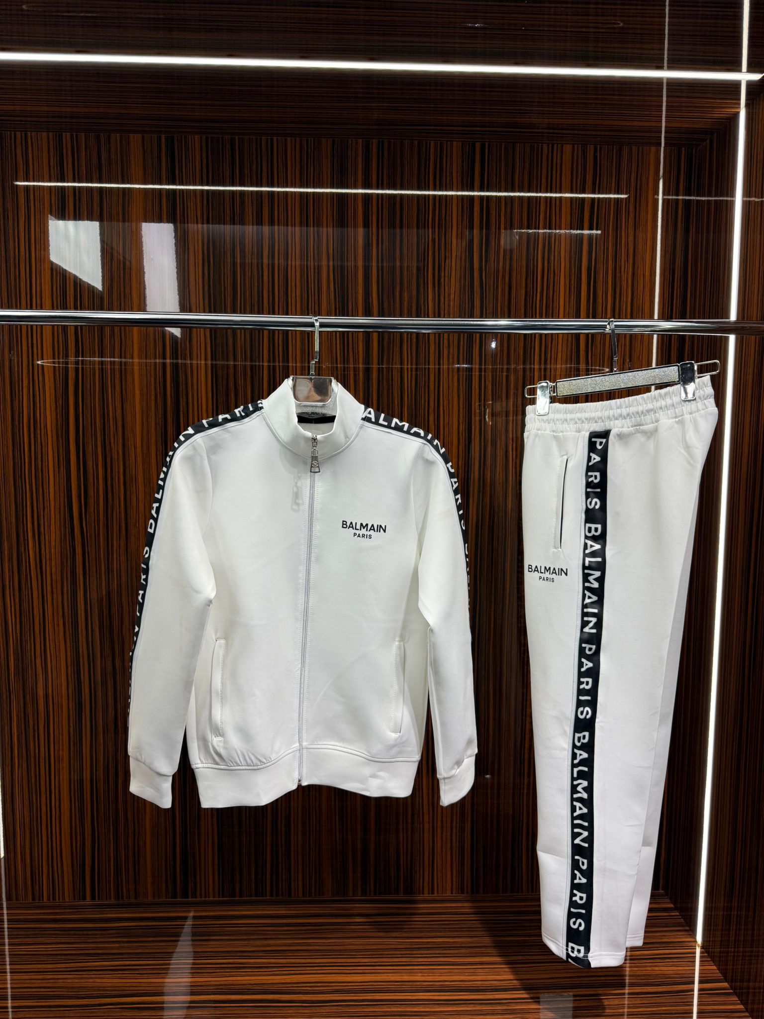 Balmain Paris Beyaz İthal Eşofman Takımı