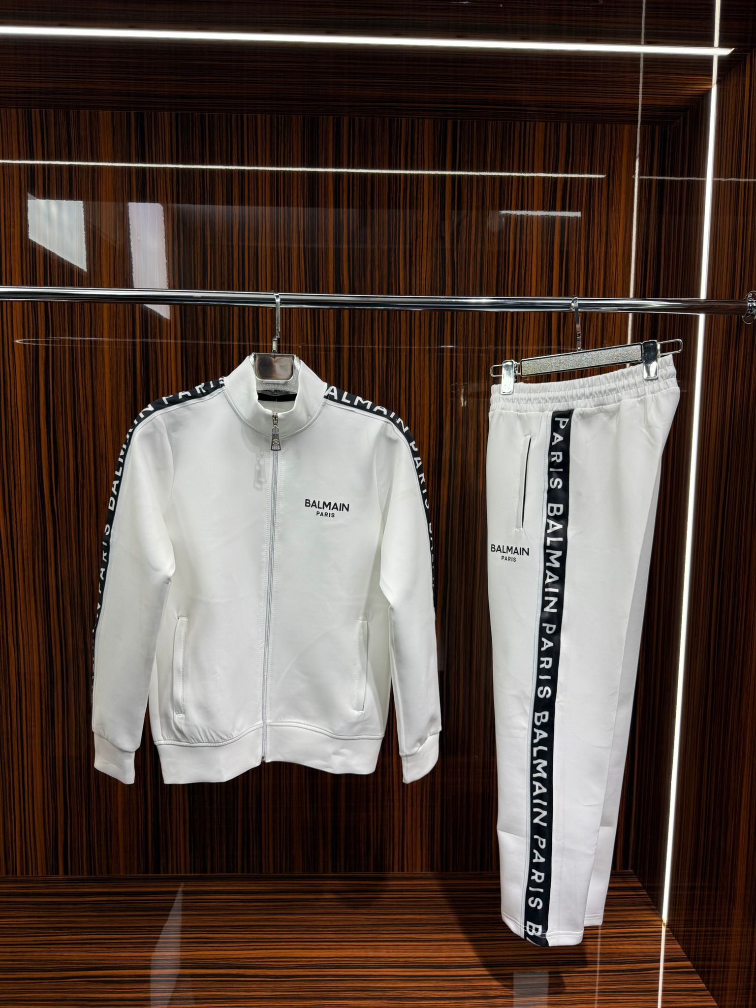 Balmain Paris Beyaz İthal Eşofman Takımı