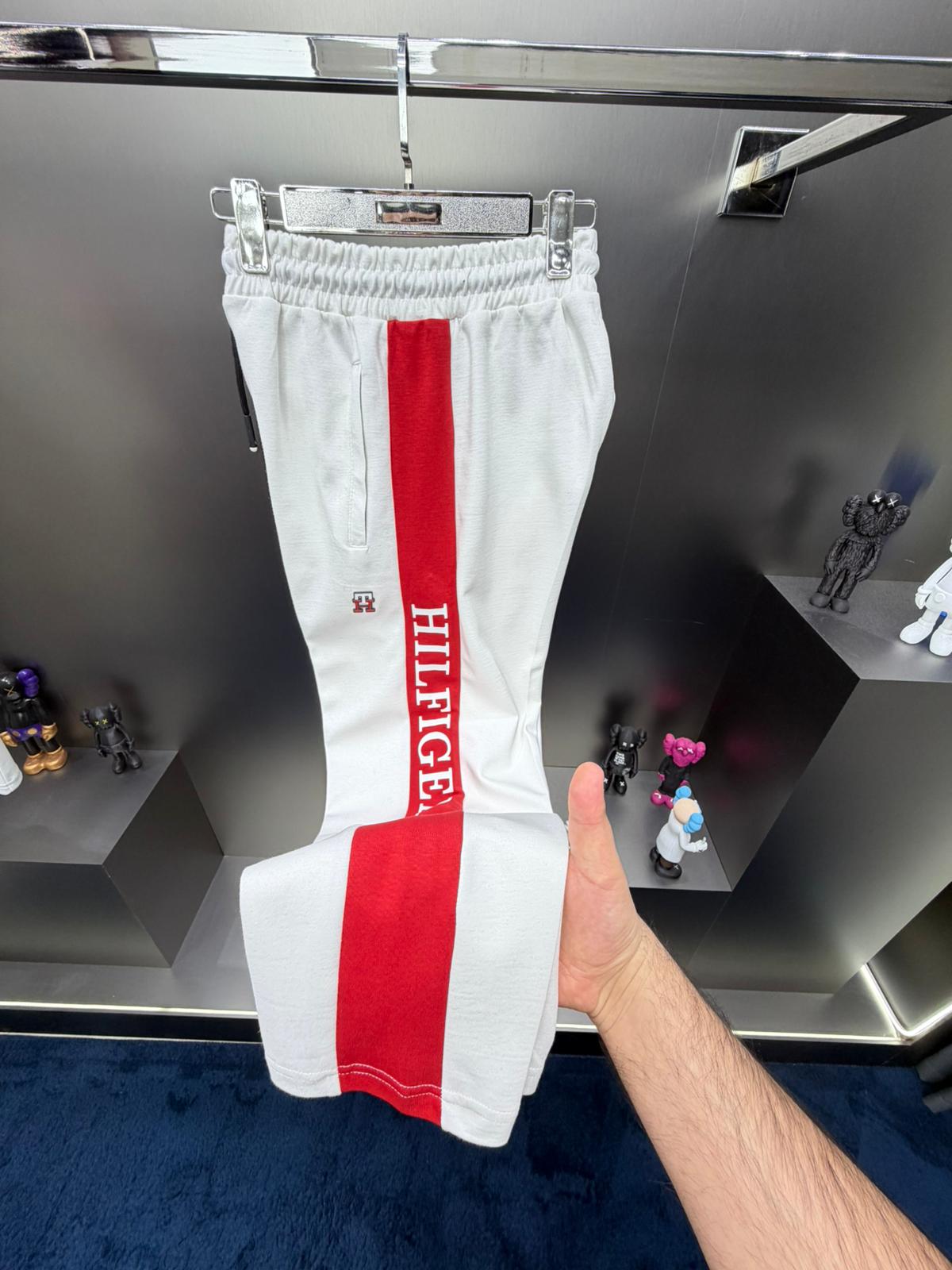 Tommy Hilfiger Beyaz İthal Yazlık Eşofman Takımı