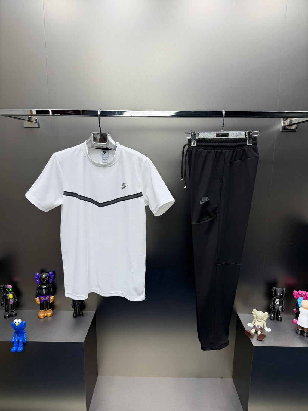 Nike Tech Beyaz İthal Yazlık Eşofman Takımı