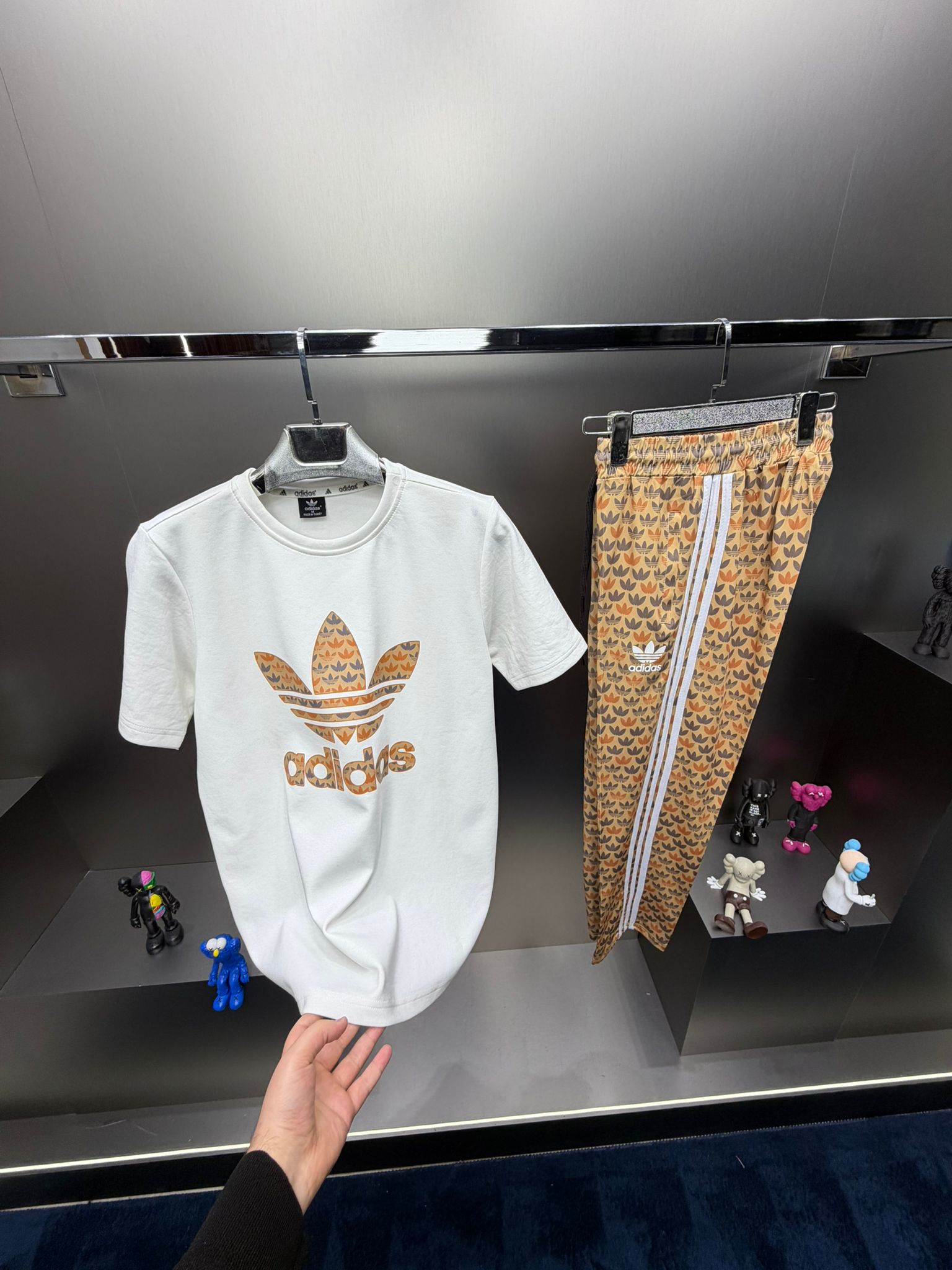 Adidas Beyaz-Gold İthal Yazlık Eşofman Takımı