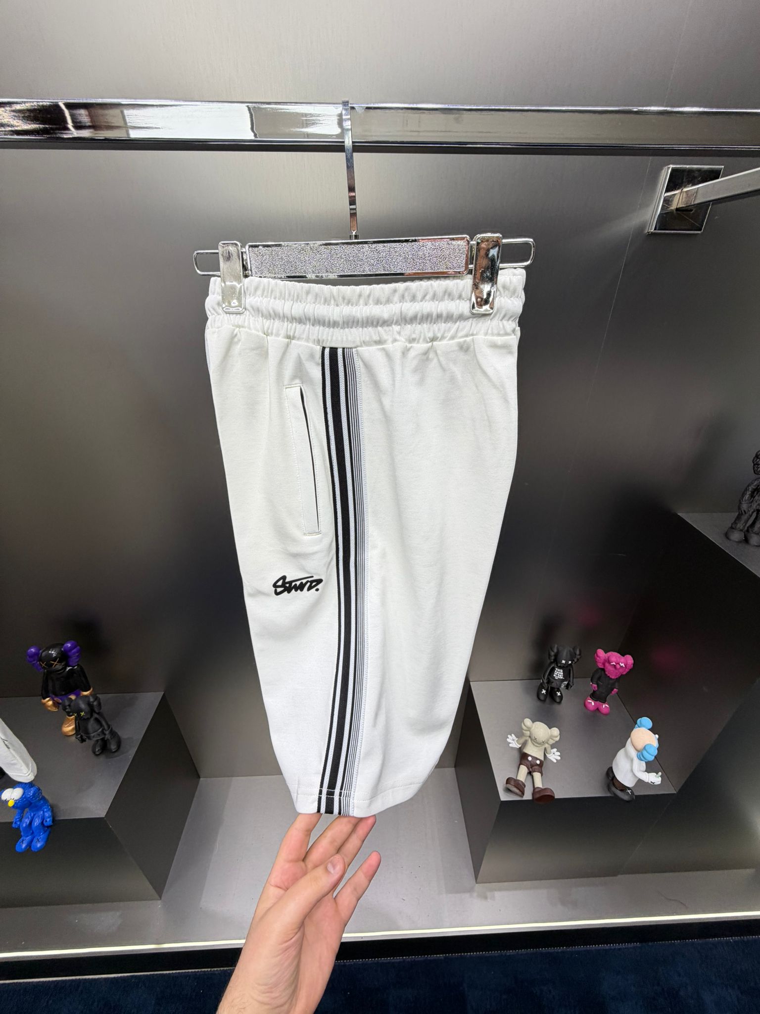 Pull & Bear Beyaz İthal Şortlu Eşofman Takımı