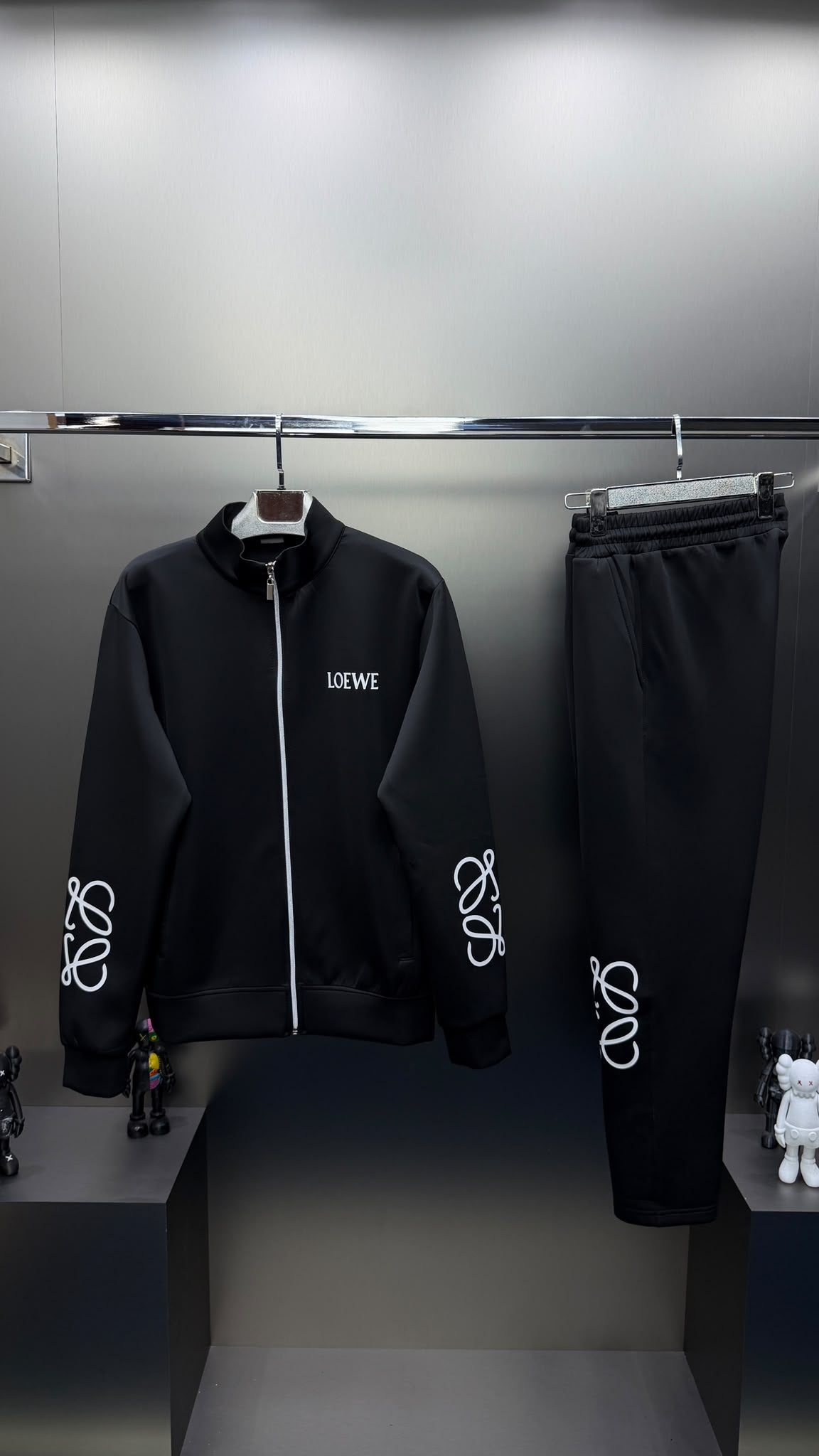 Loewe Siyah İthal Eşofman Takımı