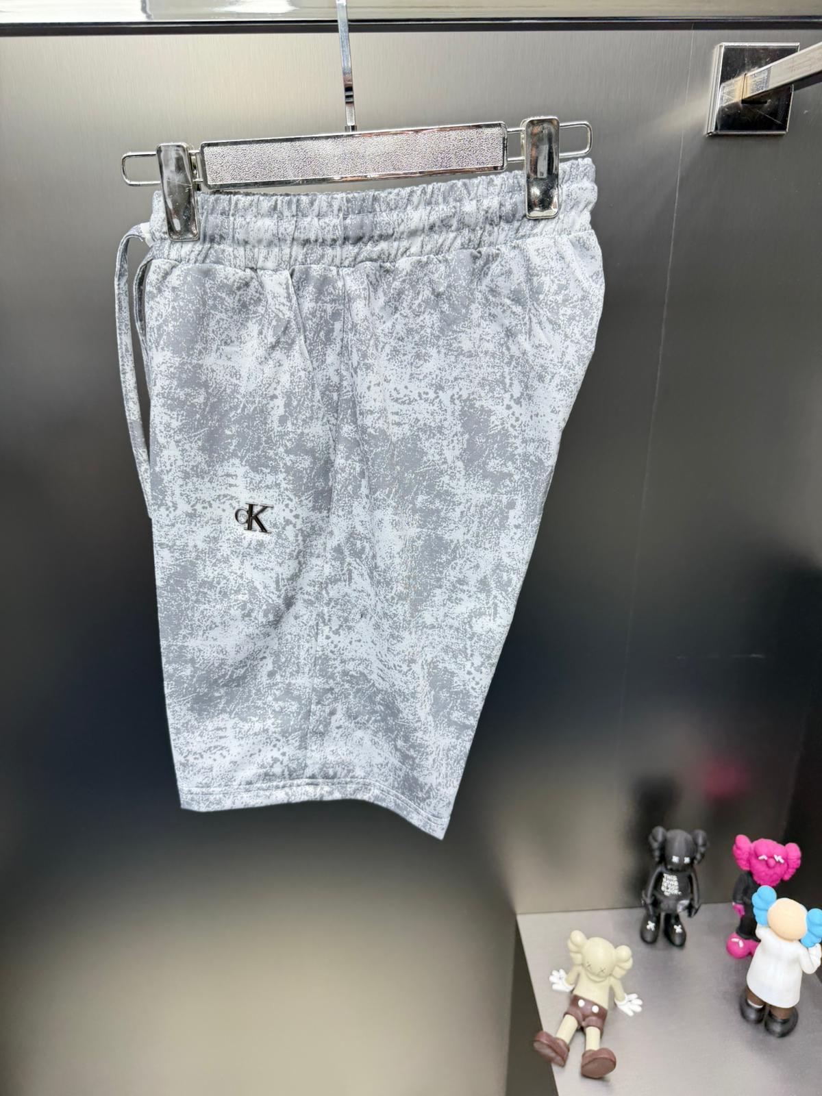 Calvin Klein Beyaz İthal Şortlu Eşofman Takımı