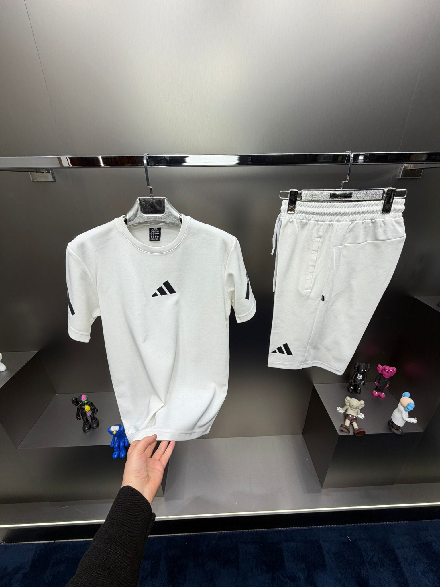 Adidas Beyaz İthal Şortlu Eşofman Takımı