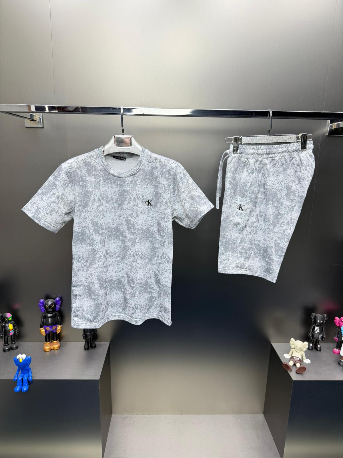 Calvin Klein Beyaz İthal Şortlu Eşofman Takımı