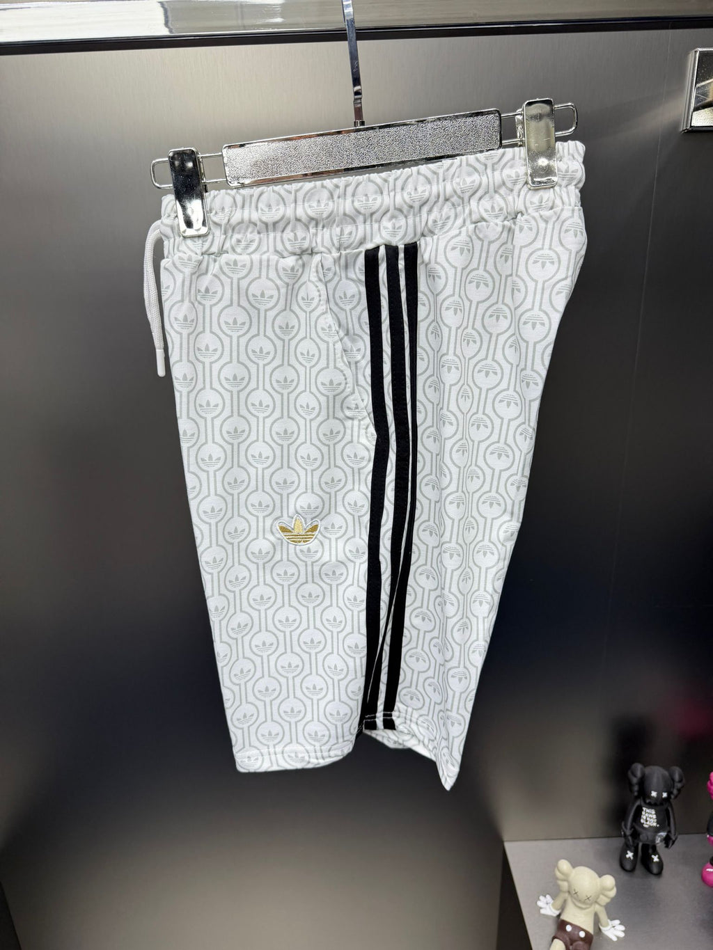 Adidas Beyaz İthal Şortlu Eşofman Takımı