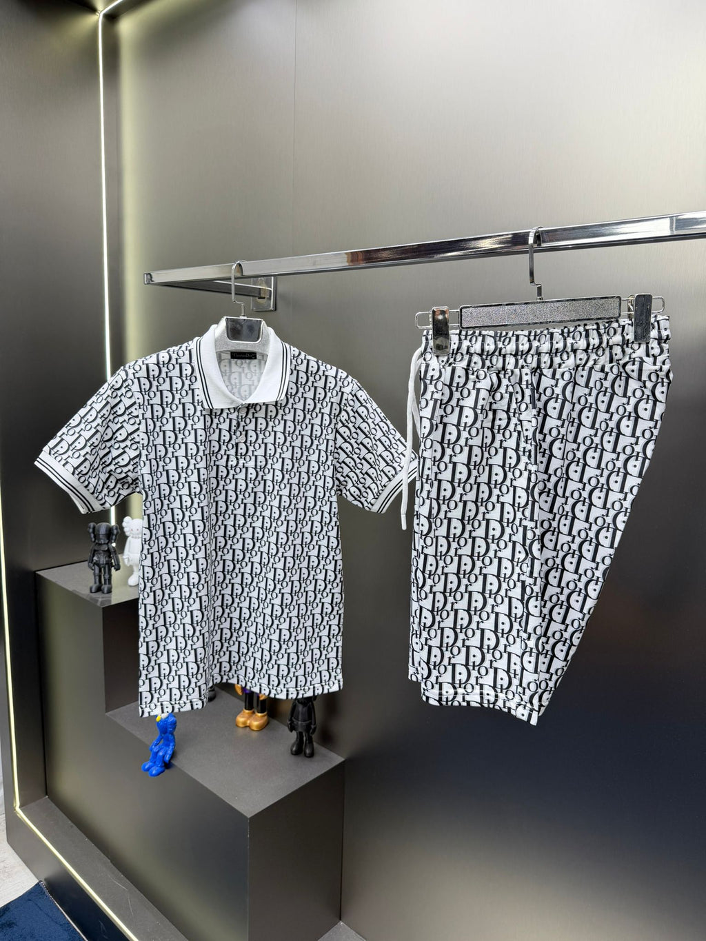 Dior Beyaz İthal Şortlu Eşofman Takımı