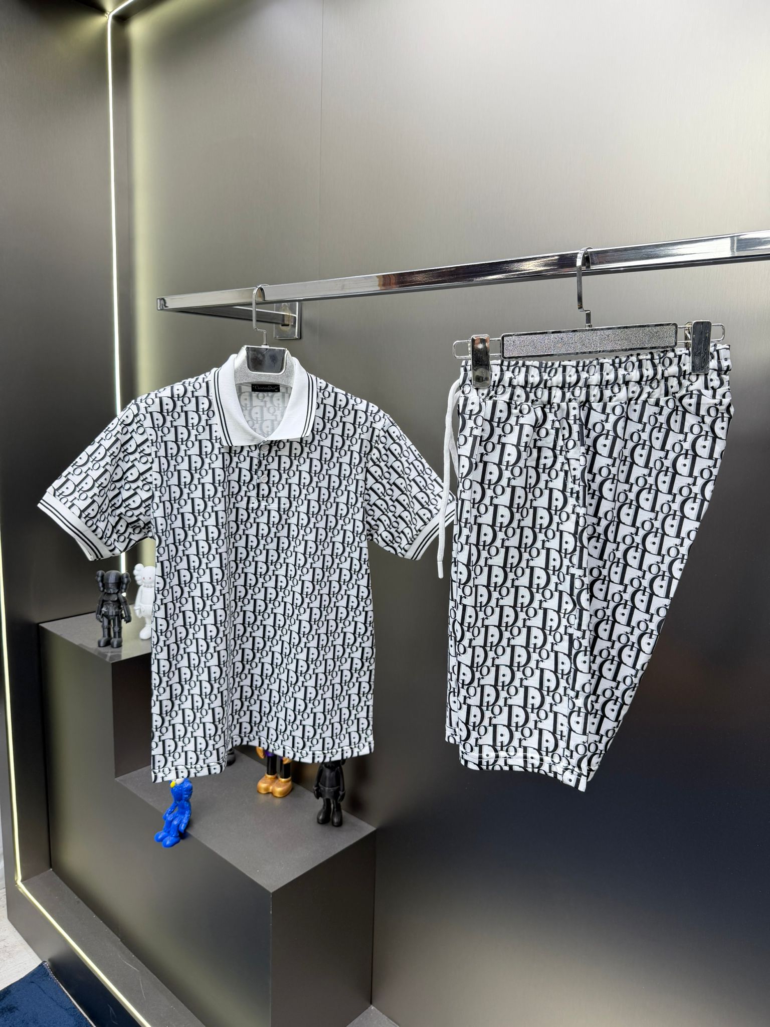 Dior Beyaz İthal Şortlu Eşofman Takımı