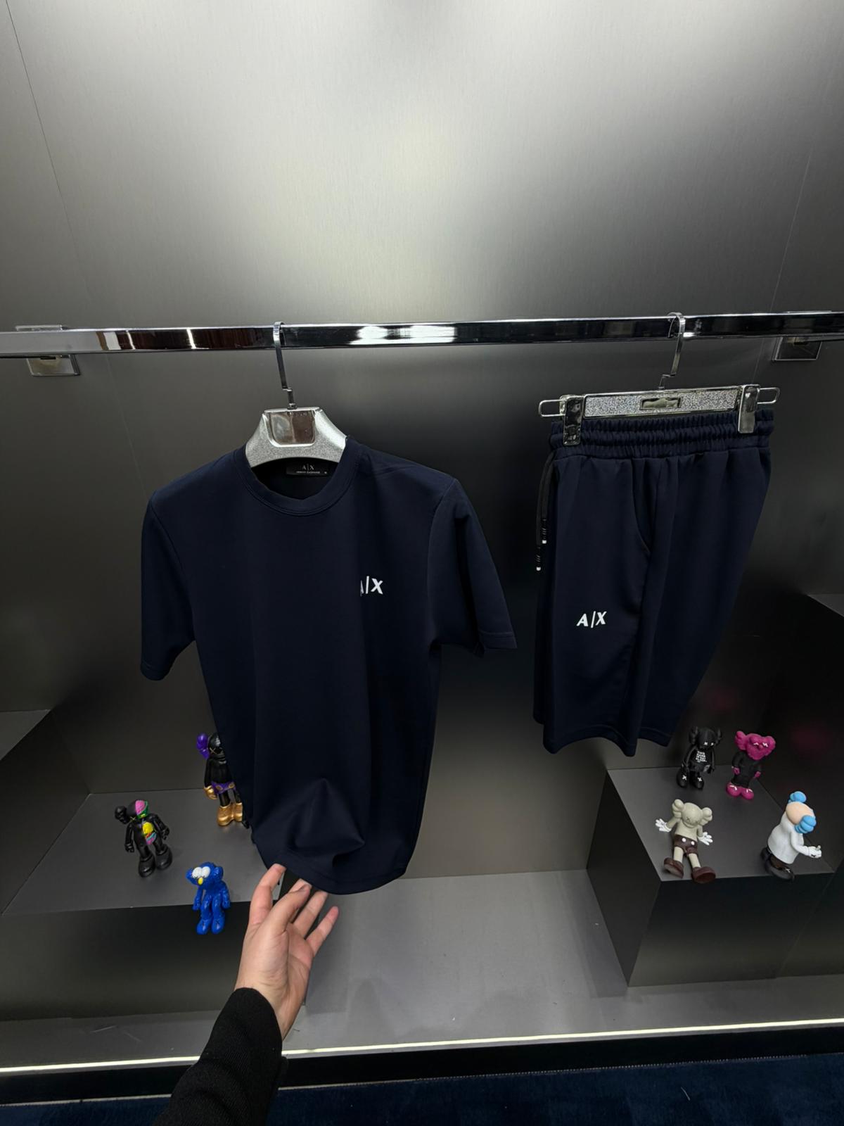 Armani Exchange Lacivert İthal Şortlu Eşofman Takımı
