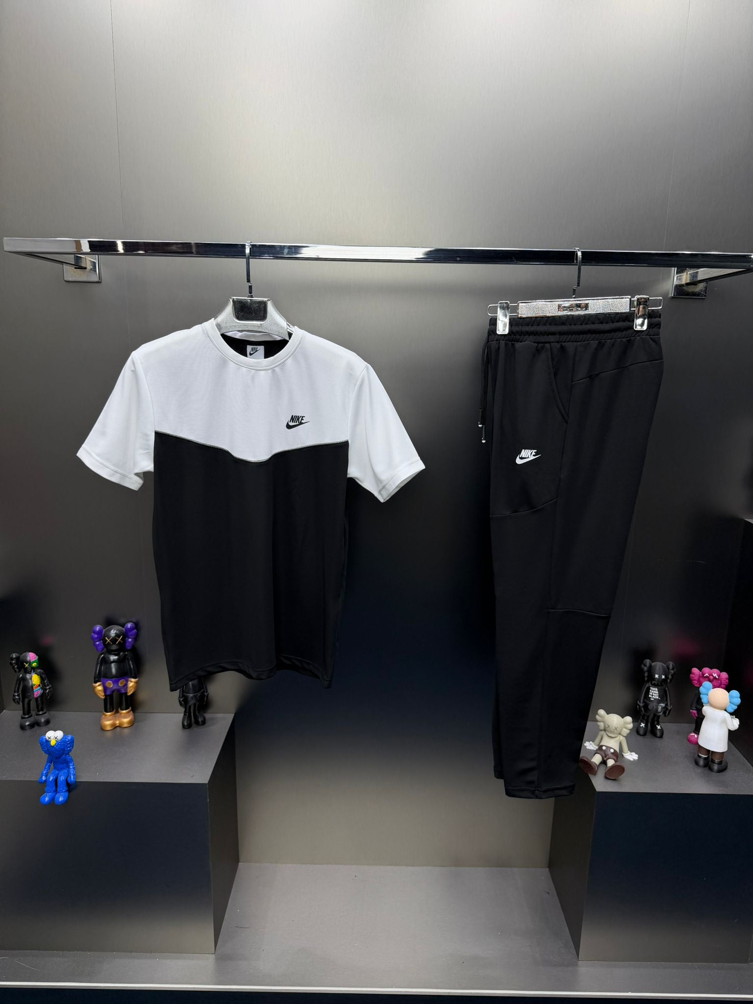 Nike Siyah Beyaz Renk İthal Yazlık Eşofman Takımı