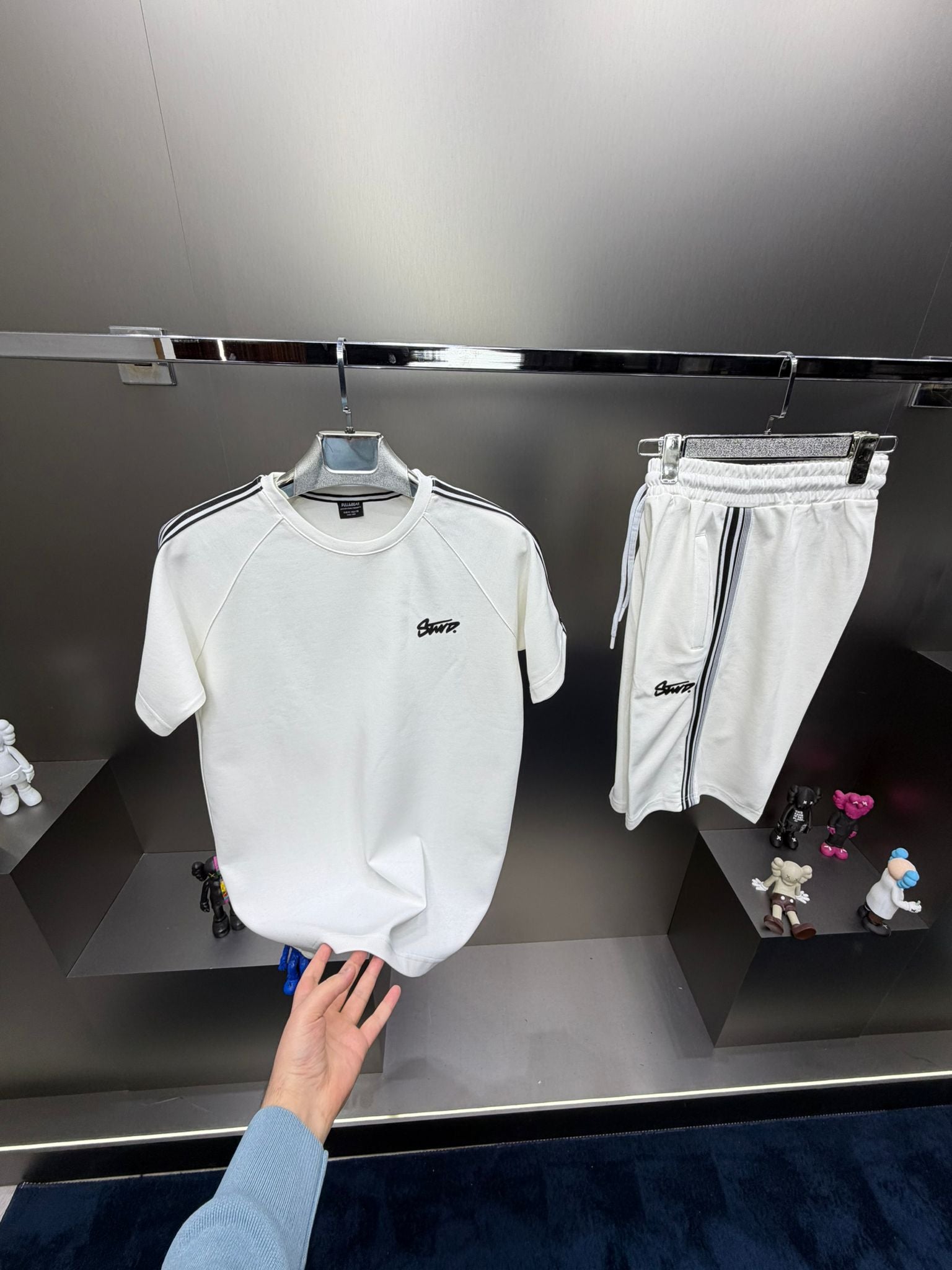 Pull & Bear Beyaz İthal Şortlu Eşofman Takımı